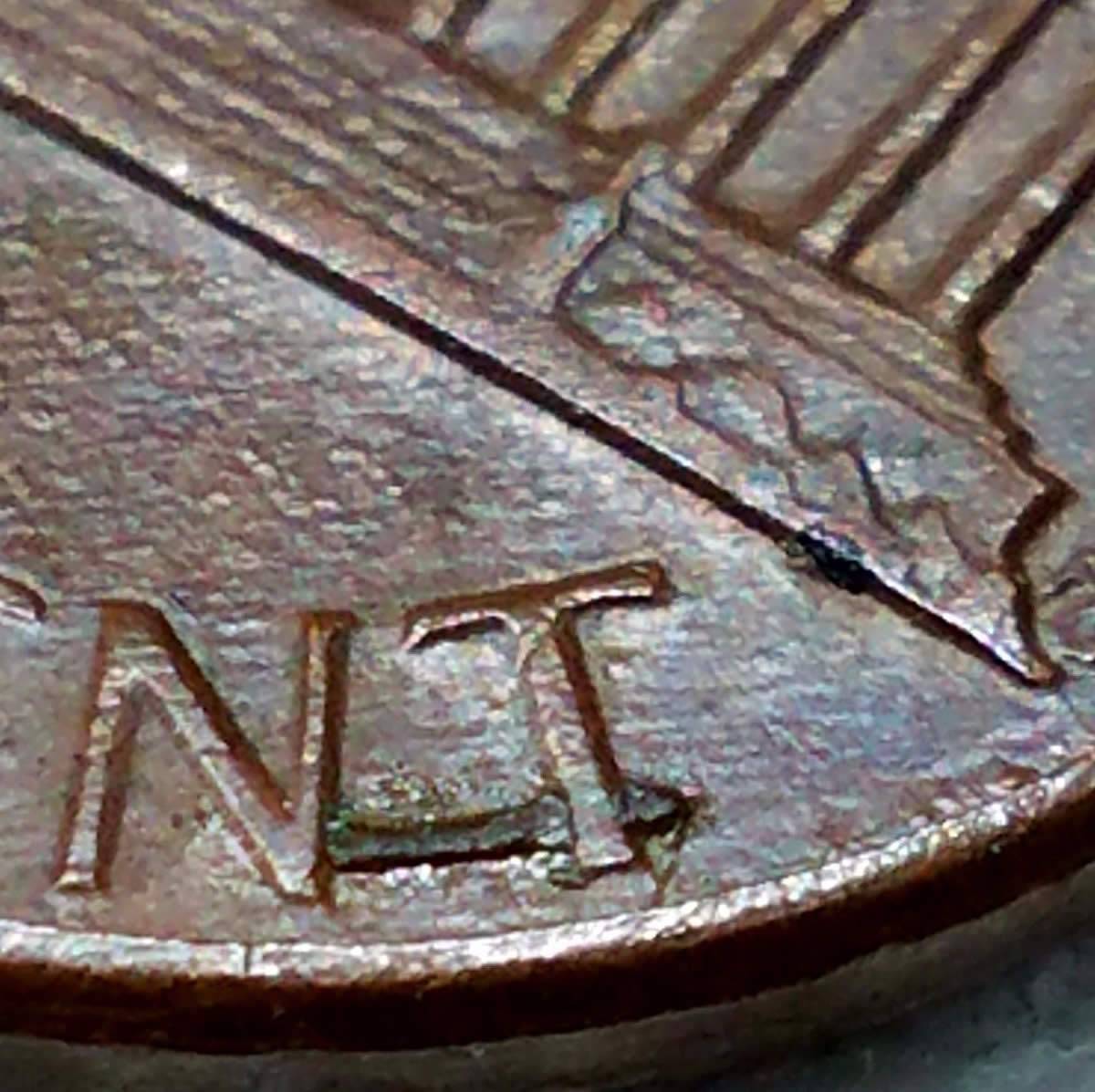 1985-P-Lincoln-Struck-Through-Foreign-Material-On-Reverse?